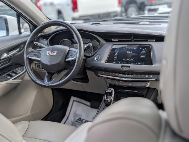 used 2022 Cadillac XT4 car, priced at $23,839