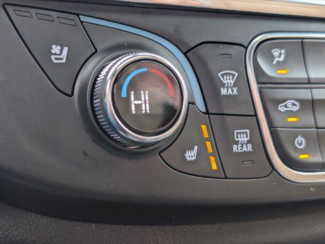 used 2023 Chevrolet Traverse car, priced at $27,999