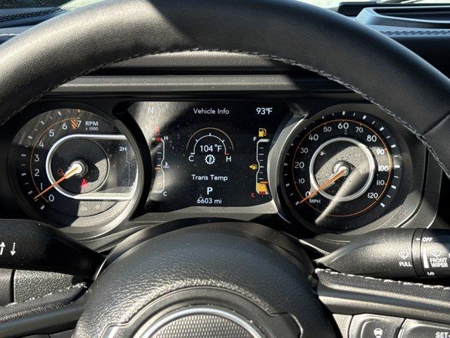 used 2025 Jeep Gladiator car, priced at $39,412