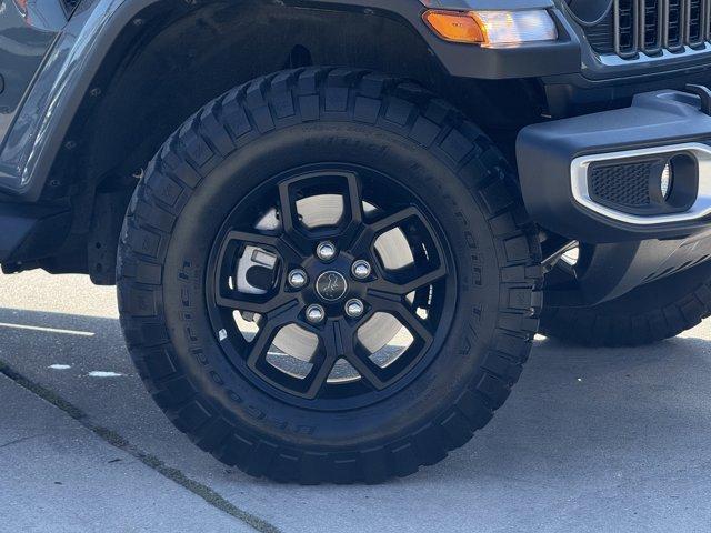 used 2025 Jeep Gladiator car, priced at $39,412