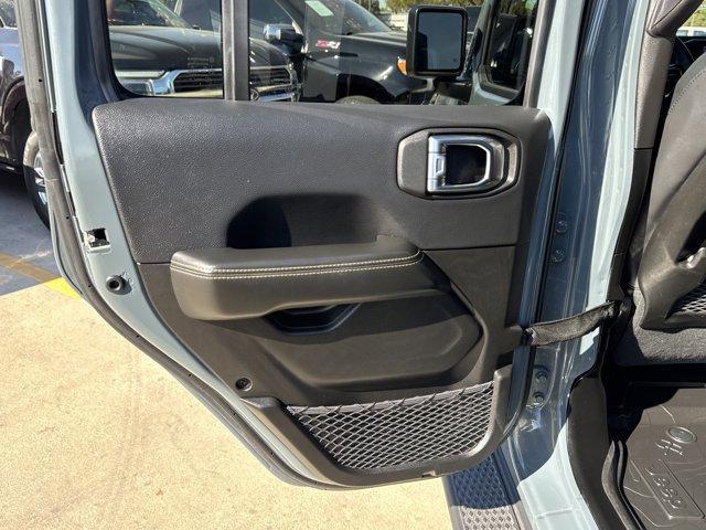 used 2025 Jeep Gladiator car, priced at $39,412