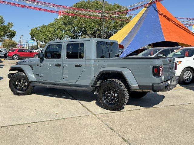 used 2025 Jeep Gladiator car, priced at $39,412