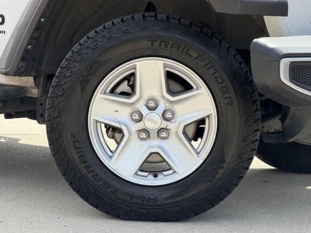 used 2023 Jeep Gladiator car, priced at $27,857