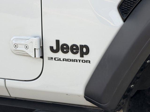 used 2023 Jeep Gladiator car, priced at $27,857