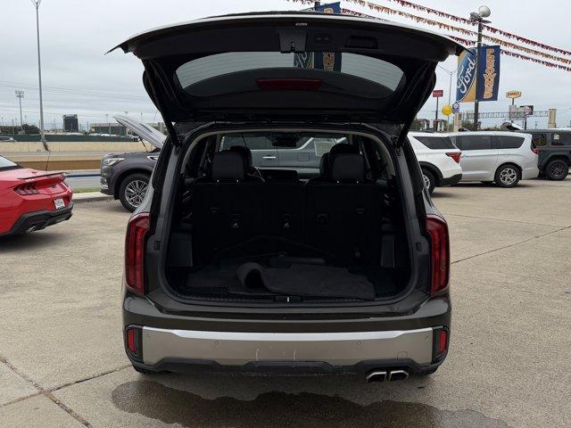 used 2025 Kia Telluride car, priced at $33,079