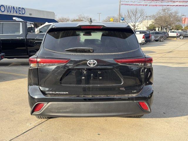 used 2023 Toyota Highlander car, priced at $26,886