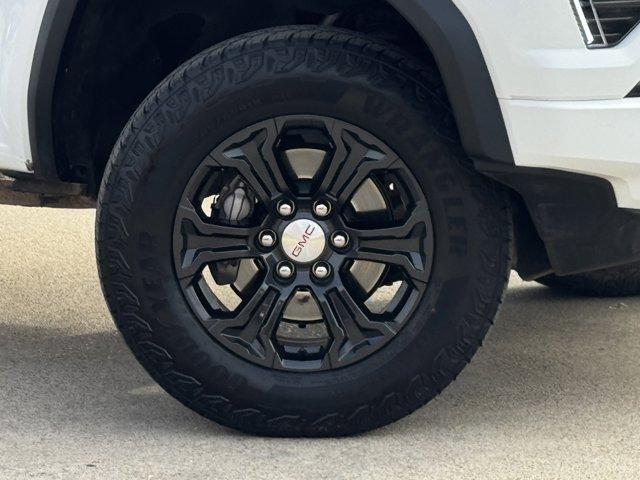 used 2024 GMC Canyon car, priced at $32,236