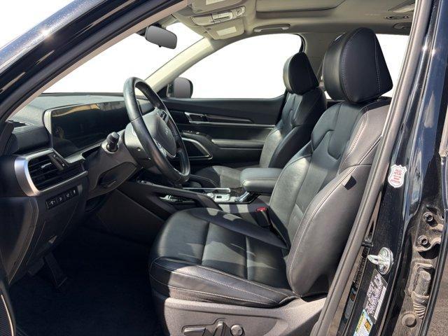 used 2025 Kia Telluride car, priced at $31,798