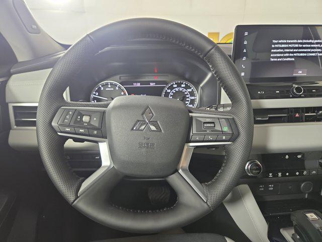 new 2026 Mitsubishi Outlander car, priced at $33,140