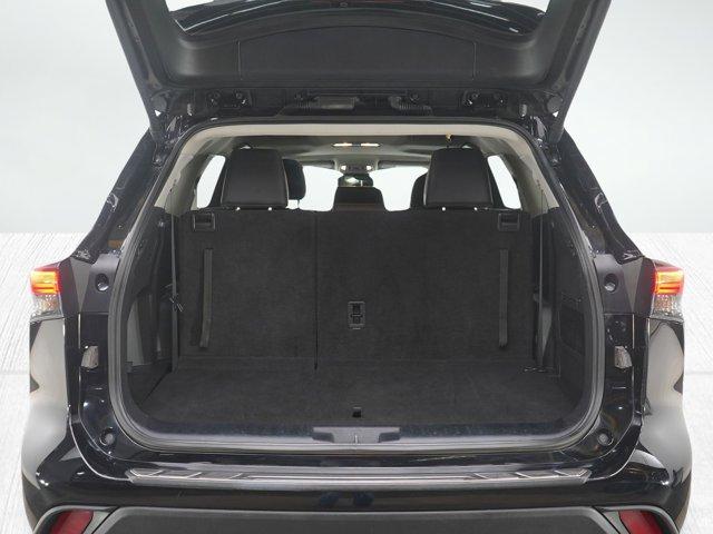 used 2024 Toyota Highlander car, priced at $38,998