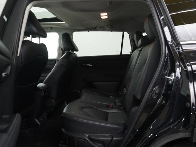 used 2024 Toyota Highlander car, priced at $38,998
