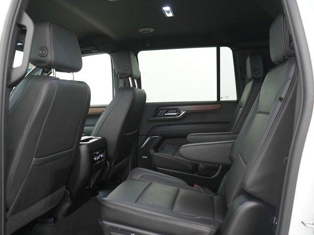 used 2025 GMC Yukon XL car, priced at $75,348
