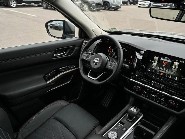 new 2025 Nissan Pathfinder car, priced at $47,899