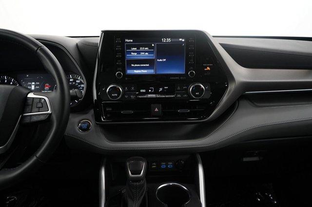 used 2022 Toyota Highlander car, priced at $28,998