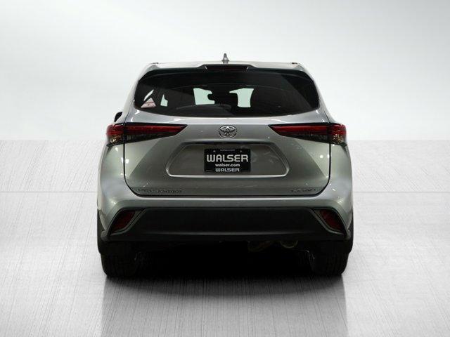 used 2022 Toyota Highlander car, priced at $28,998