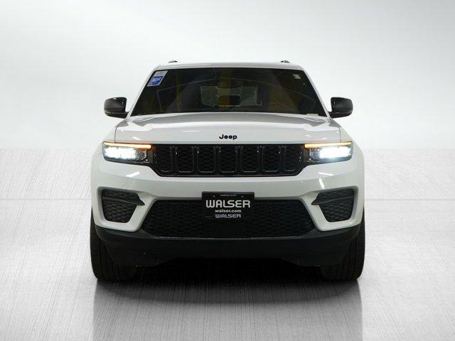 used 2023 Jeep Grand Cherokee car, priced at $29,599