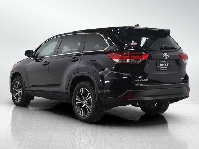 used 2019 Toyota Highlander car, priced at $21,699