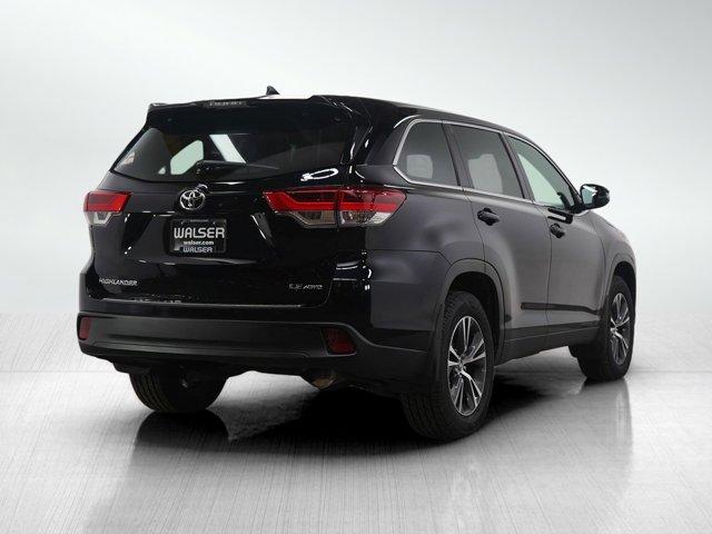 used 2019 Toyota Highlander car, priced at $21,699