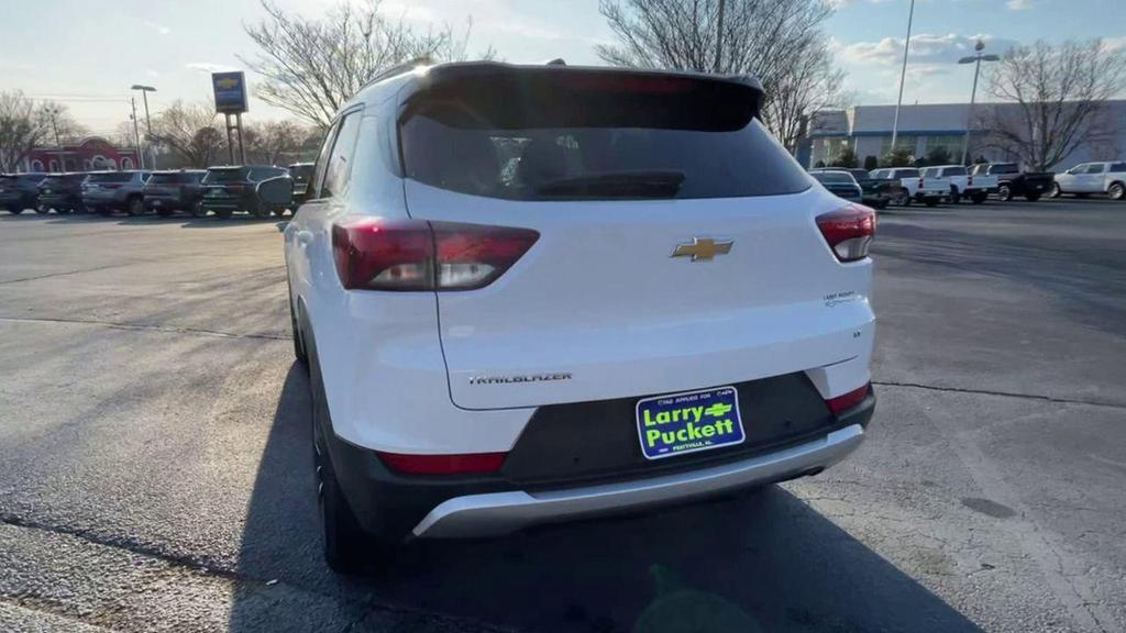 used 2024 Chevrolet TrailBlazer car, priced at $20,985