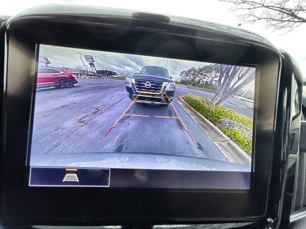 used 2024 Chevrolet Traverse car, priced at $34,490