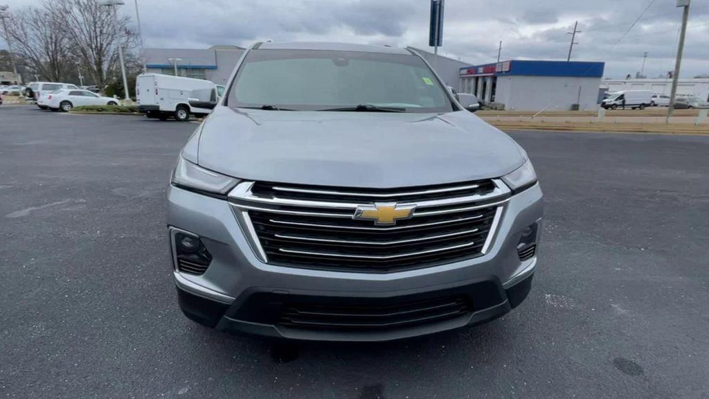 used 2024 Chevrolet Traverse car, priced at $34,490