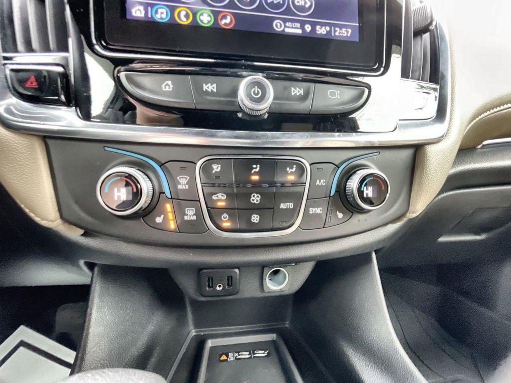 used 2024 Chevrolet Traverse car, priced at $34,490