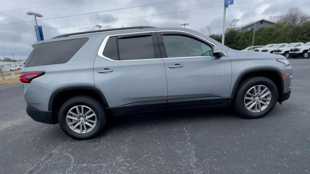 used 2024 Chevrolet Traverse car, priced at $34,490