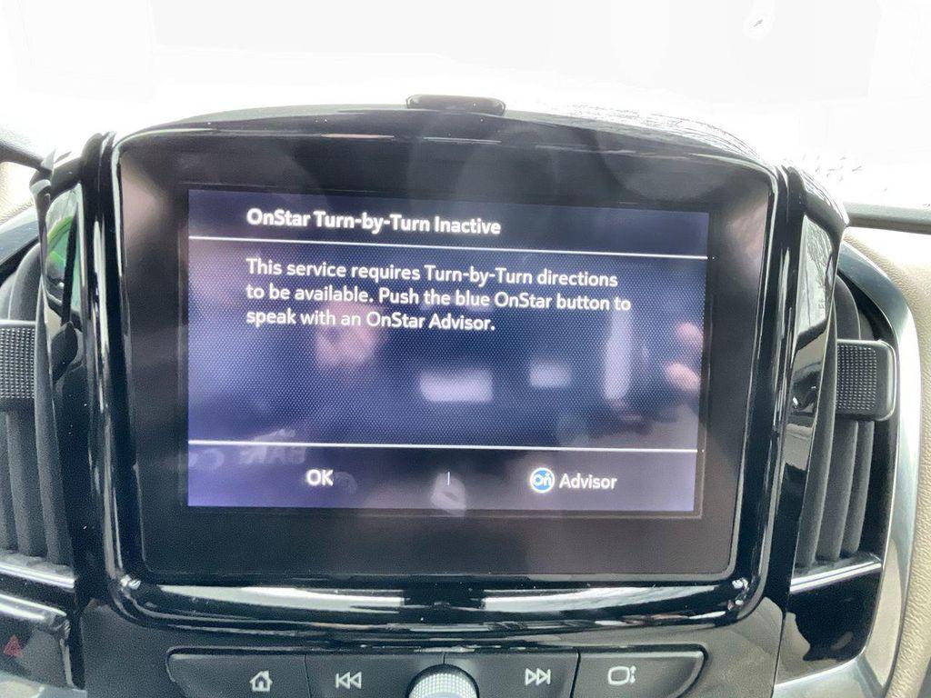 used 2024 Chevrolet Traverse car, priced at $34,490