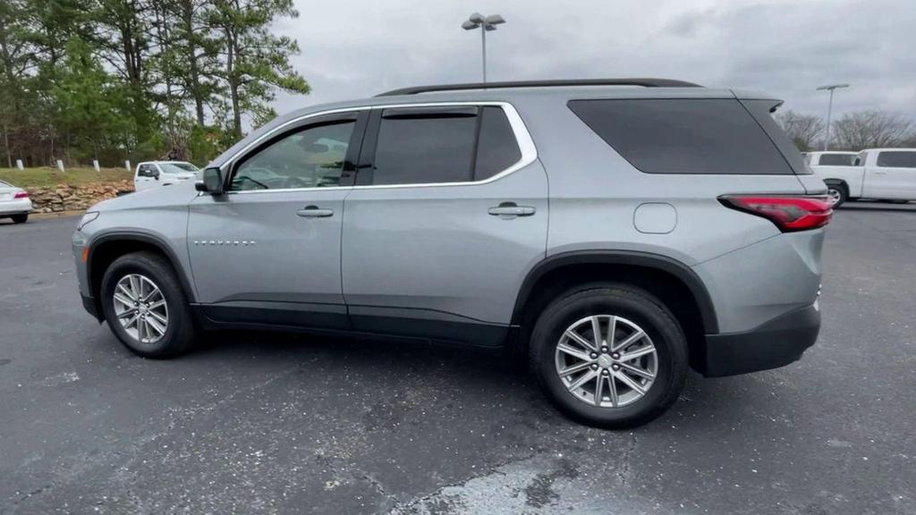 used 2024 Chevrolet Traverse car, priced at $34,490