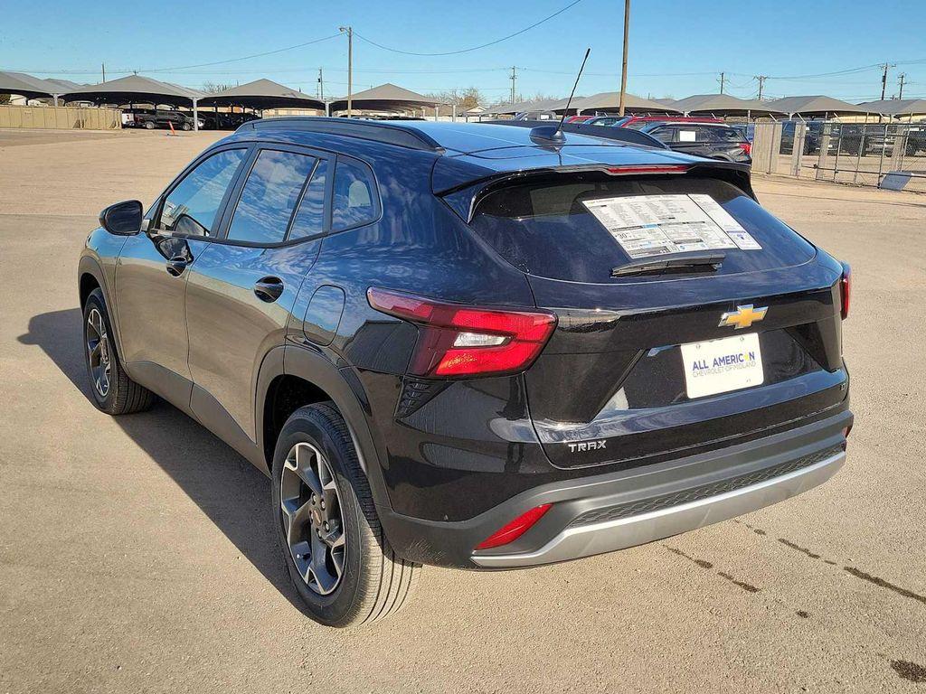 new 2026 Chevrolet Trax car, priced at $25,090