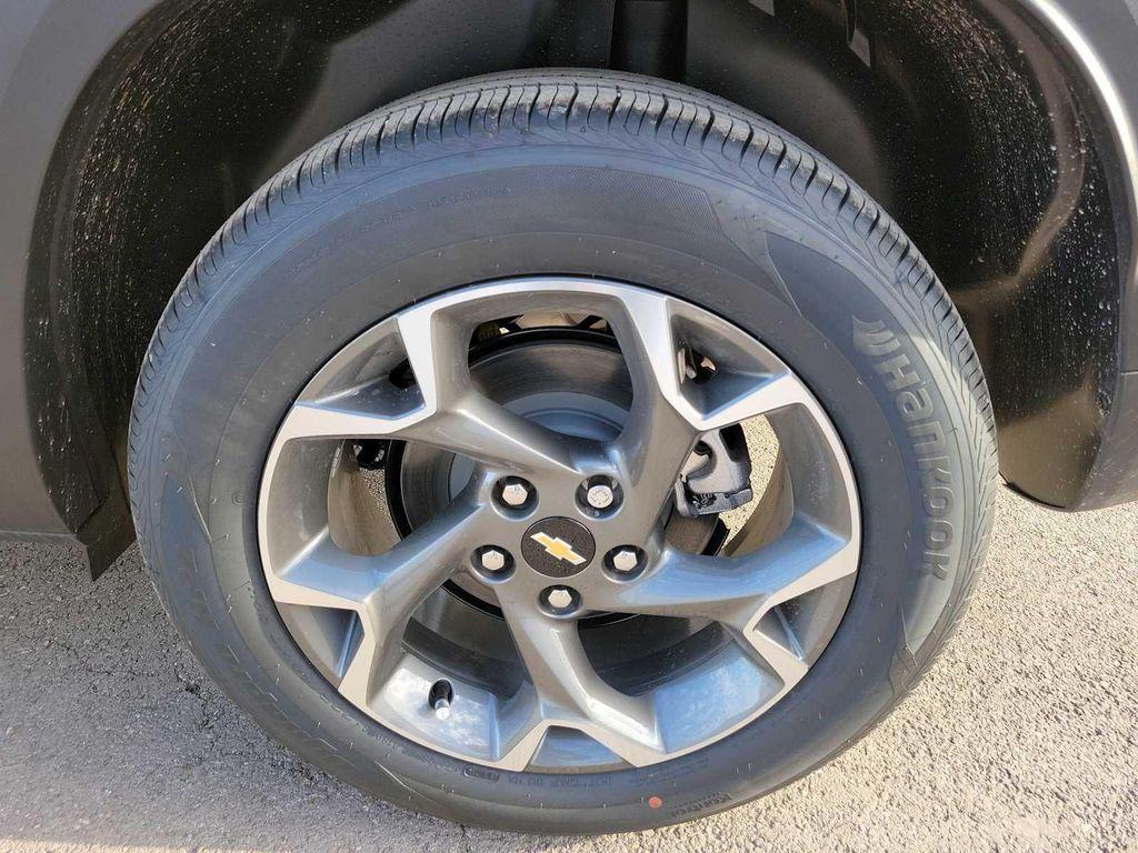 new 2026 Chevrolet Trax car, priced at $25,090