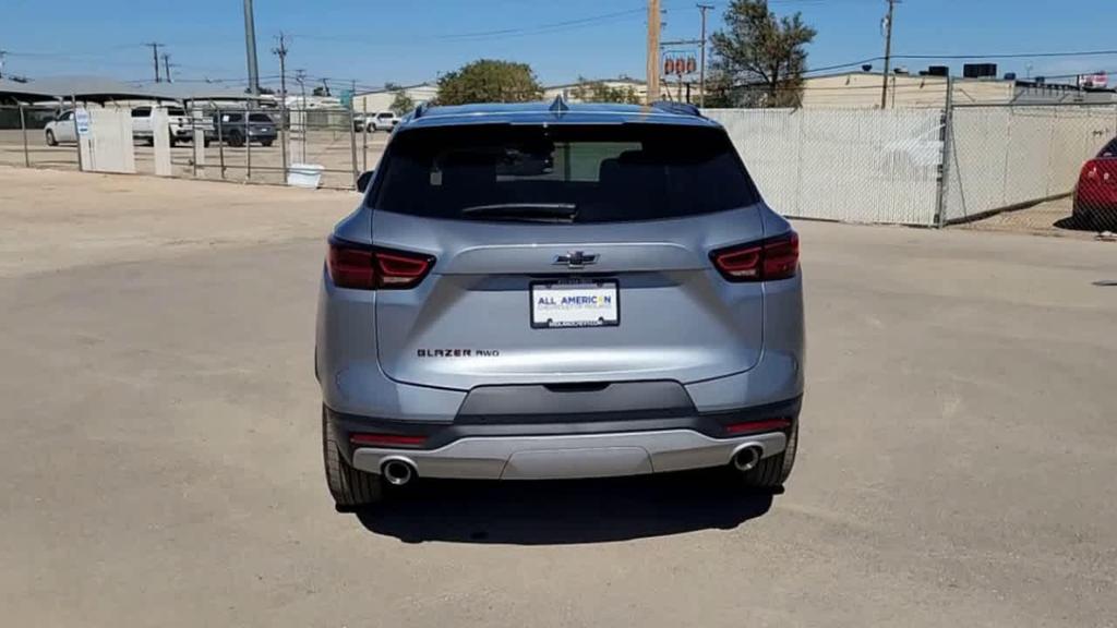 new 2025 Chevrolet Blazer car, priced at $42,605