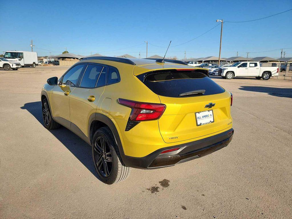 used 2025 Chevrolet Trax car, priced at $24,000