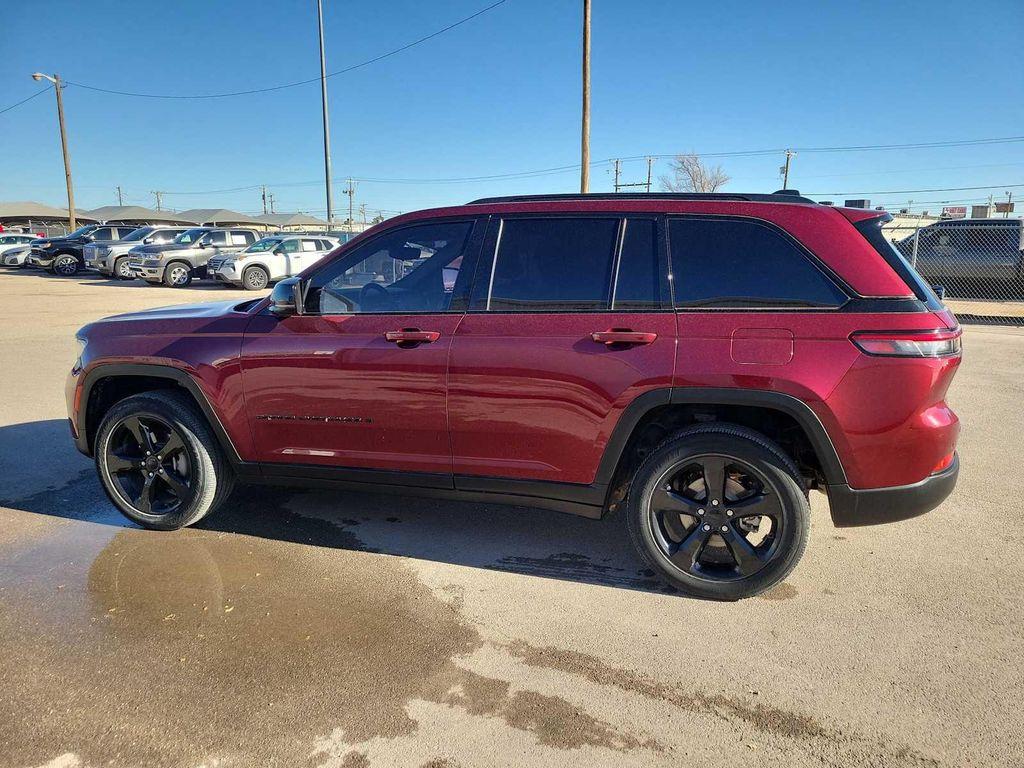 used 2023 Jeep Grand Cherokee car, priced at $25,000