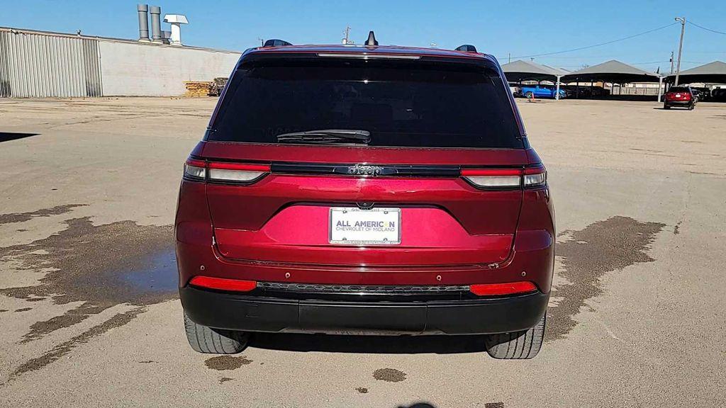 used 2023 Jeep Grand Cherokee car, priced at $25,000