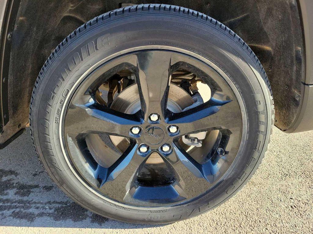 used 2023 Jeep Grand Cherokee car, priced at $25,000