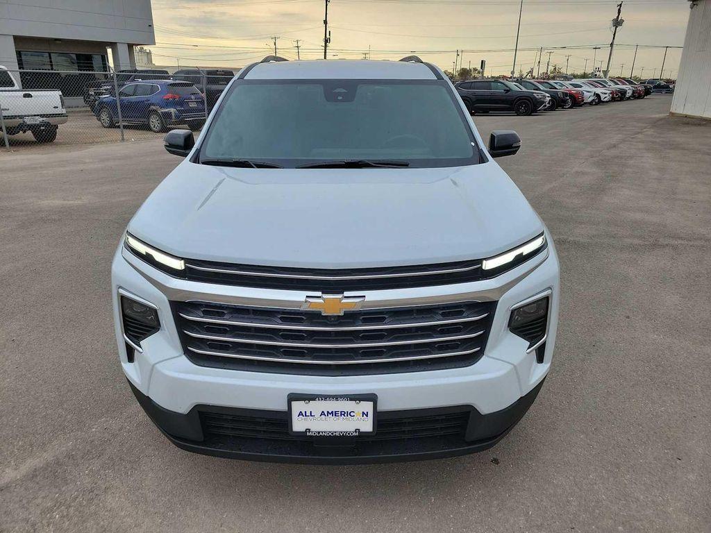 new 2026 Chevrolet Traverse car, priced at $45,340
