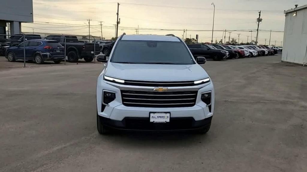 new 2026 Chevrolet Traverse car, priced at $45,340