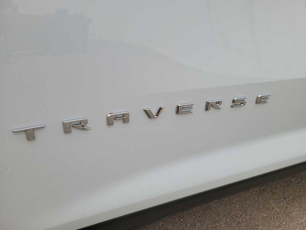 new 2026 Chevrolet Traverse car, priced at $45,340