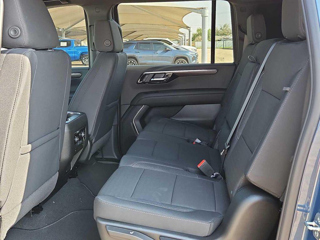 new 2026 Chevrolet Suburban car, priced at $67,185