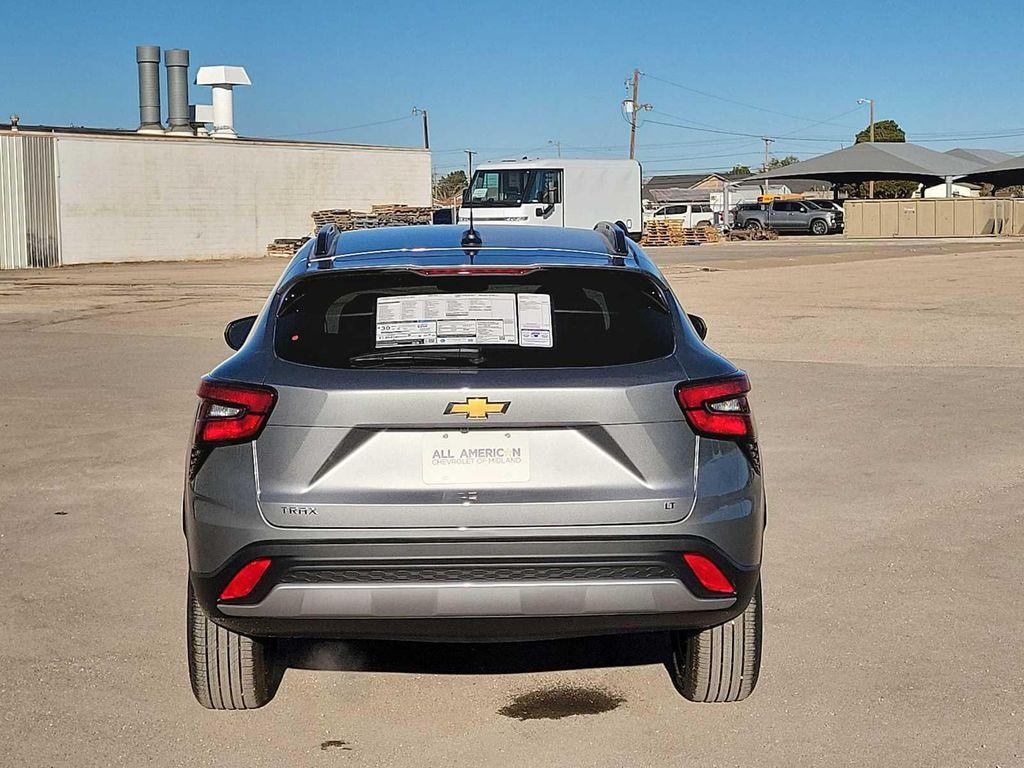 new 2026 Chevrolet Trax car, priced at $25,090