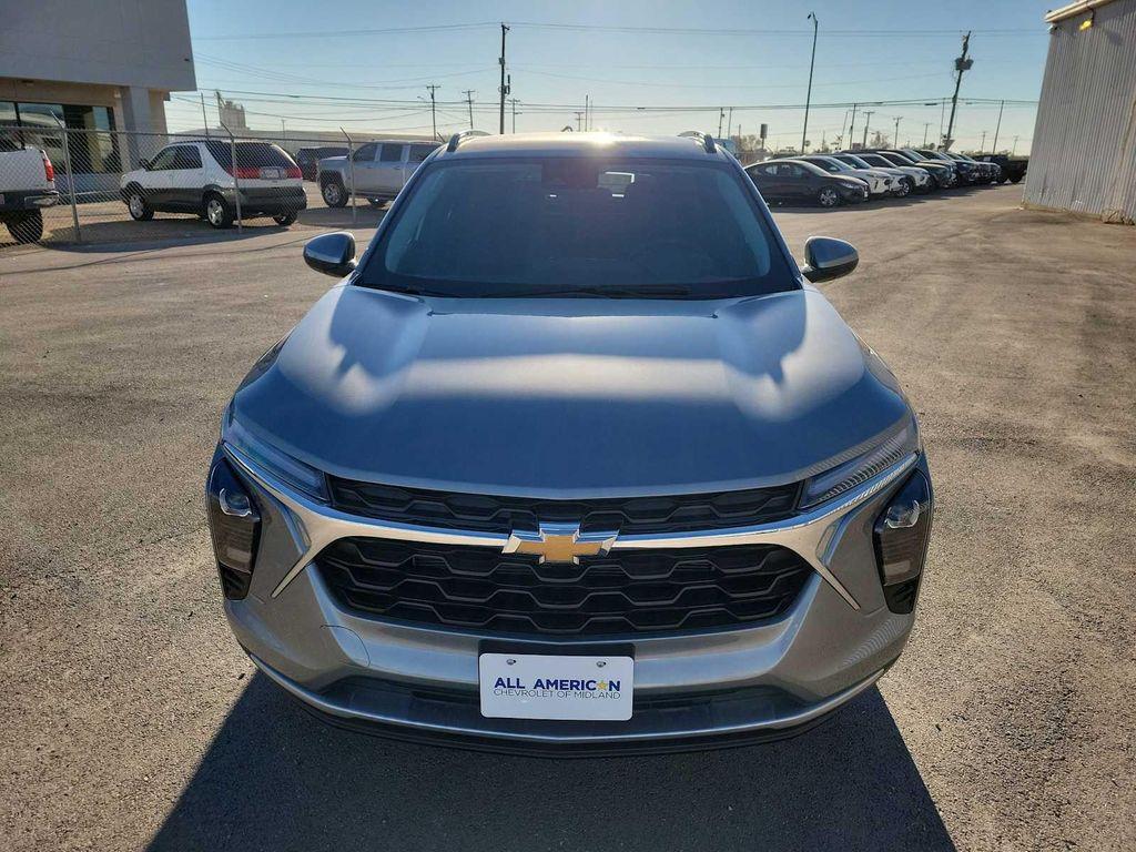 new 2026 Chevrolet Trax car, priced at $25,090