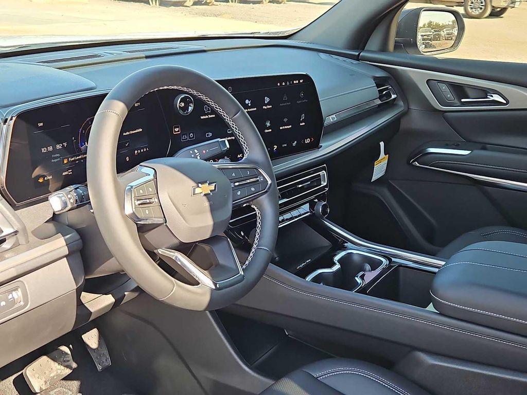 new 2026 Chevrolet Traverse car, priced at $50,740