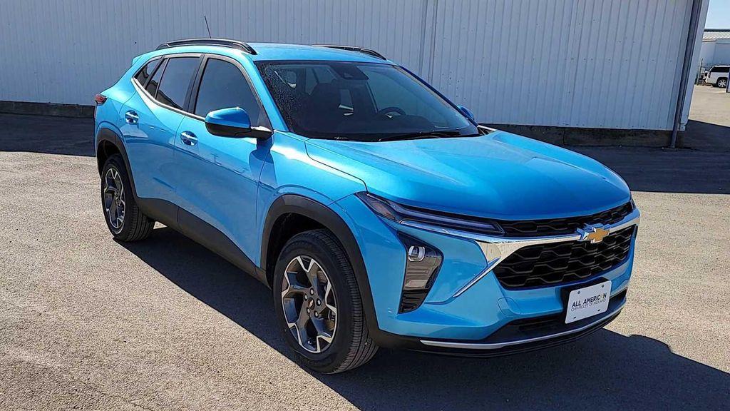 new 2026 Chevrolet Trax car, priced at $24,985