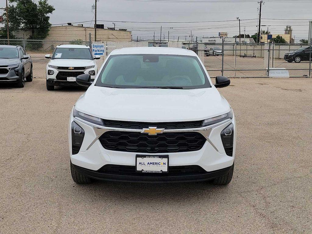 used 2024 Chevrolet Trax car, priced at $20,995