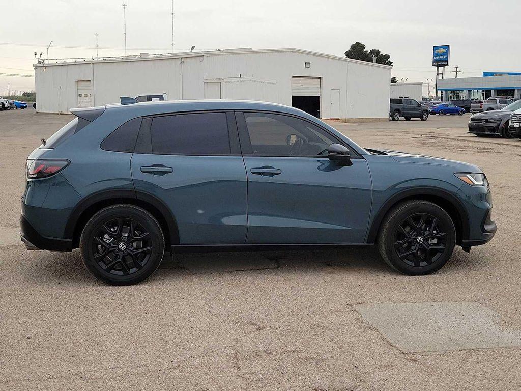used 2025 Honda HR-V car, priced at $25,995