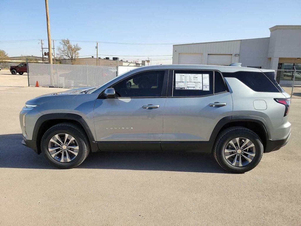 new 2026 Chevrolet Equinox car, priced at $32,495