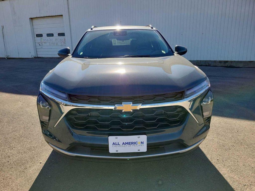 new 2026 Chevrolet Trax car, priced at $25,090