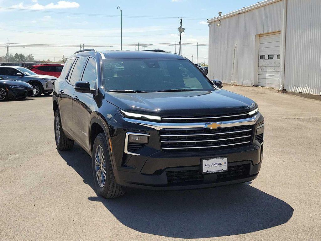 new 2026 Chevrolet Traverse car, priced at $42,795