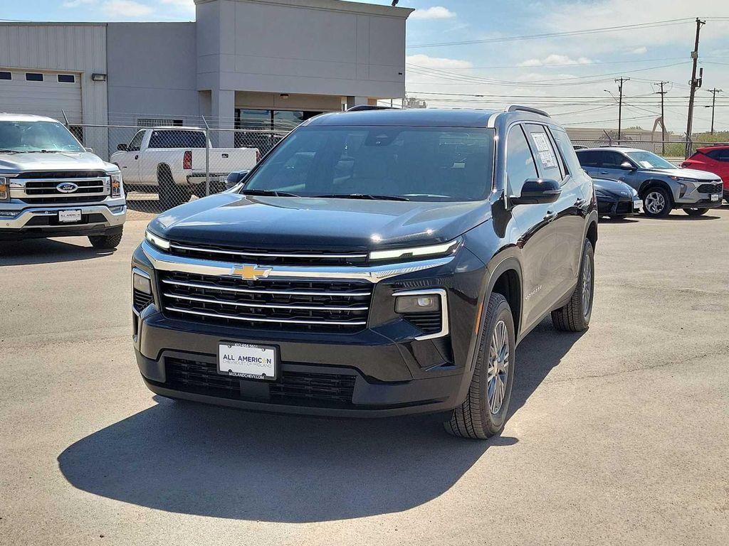 new 2026 Chevrolet Traverse car, priced at $42,795